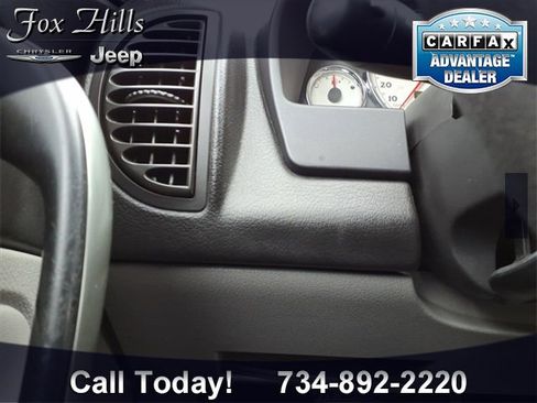 Used 2006 Saturn Vue 2WD image 15