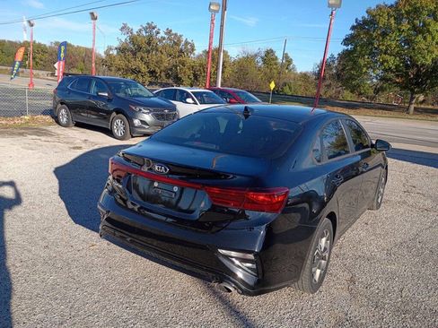 Used 2021 Kia Forte LXS image 5