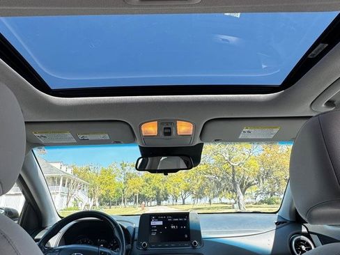 Used 2022 Hyundai Kona SEL w/ Convenience Package image 26