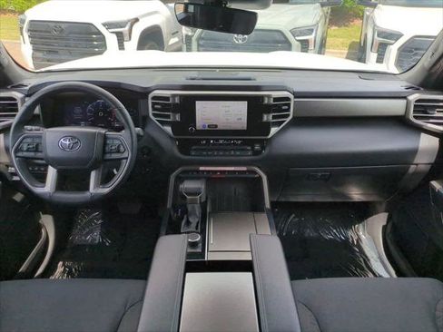 Certified 2025 Toyota Sequoia SR5 AWD/4WD image 15