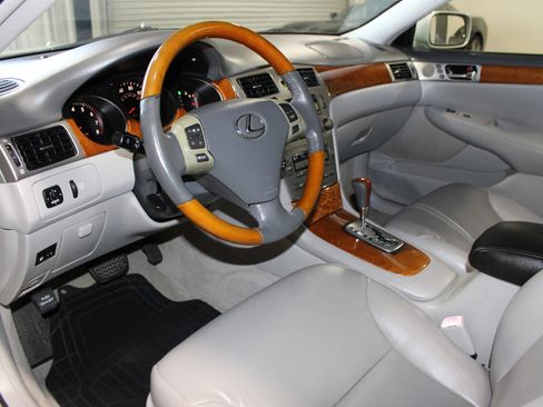 Used 2005 Lexus ES 330 FWD image 20