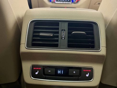 Used 2018 Audi Q5 2.0T Premium Plus w/ Premium Plus Package image 19