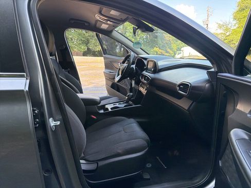 Used 2019 Hyundai Santa Fe SE FWD image 25