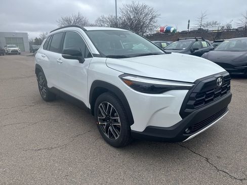 New 2026 Toyota Corolla Cross XLE image 9