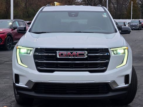 Certified 2025 GMC Acadia Elevation image 3