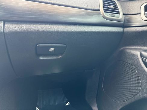 Used 2020 Jeep Grand Cherokee Altitude RWD image 38