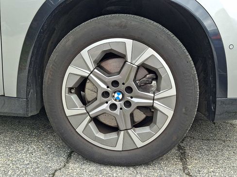 Used 2024 BMW X1 xDrive28i w/ Premium Package AWD/4WD image 2