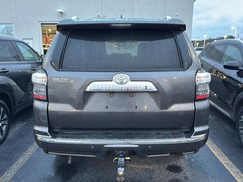 Used 2018 Toyota 4Runner Limited image 7