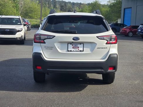 Certified 2025 Subaru Outback Premium AWD/4WD image 7