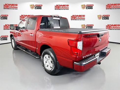 Certified 2019 Nissan Titan SV w/ SV Convenience Package image 2
