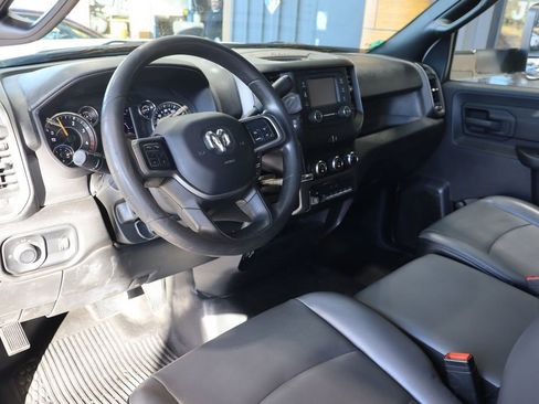 Used 2022 RAM 3500 Tradesman w/ Chrome Appearance Group image 16