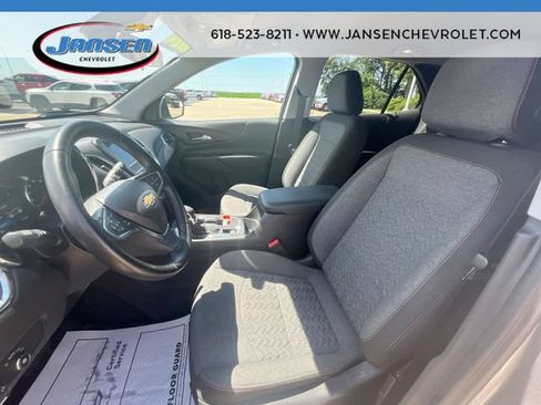 Used 2024 Chevrolet Equinox LT FWD image 18