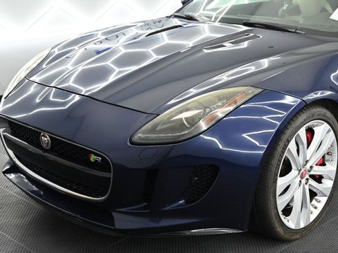 Used 2015 Jaguar F-TYPE R RWD image 7