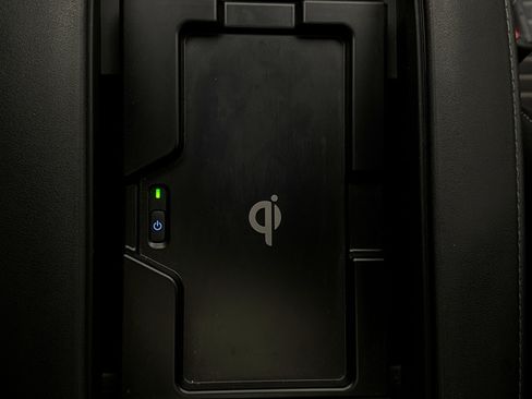 Used 2022 Toyota Highlander XSE image 18