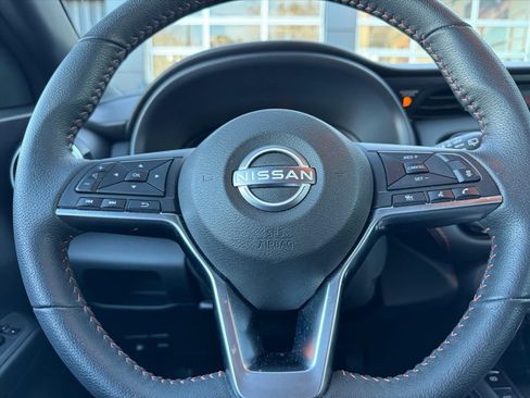 Certified 2024 Nissan Kicks SR image 16