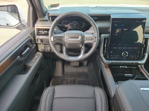 New 2026 GMC Yukon XL Denali w/ Sun & Power Step Package image 19