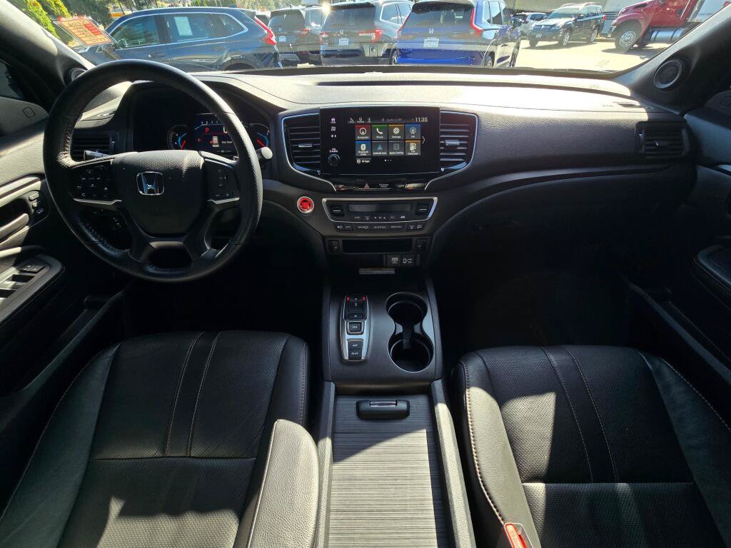 Used 2022 Honda Pilot TrailSport image 2