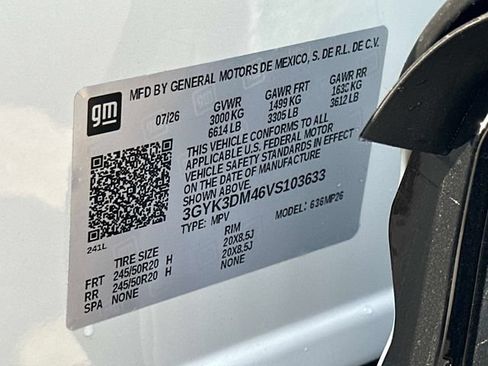 New 2027 Cadillac Optiq Premium Luxury w/ LPO, Floor Liner Package AWD/4WD image 18
