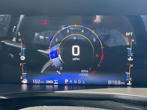 Used 2023 Chevrolet Colorado LT w/ LT Convenience Package II AWD/4WD image 19
