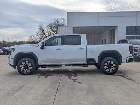 New 2026 GMC Sierra 2500 Denali w/ Technology Package image 9