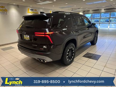 Used 2024 Chevrolet Traverse Z71 AWD/4WD image 27