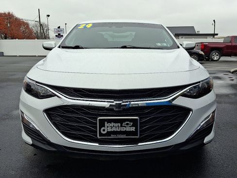 Used 2024 Chevrolet Malibu RS w/ LPO, Floor Liner Package image 2