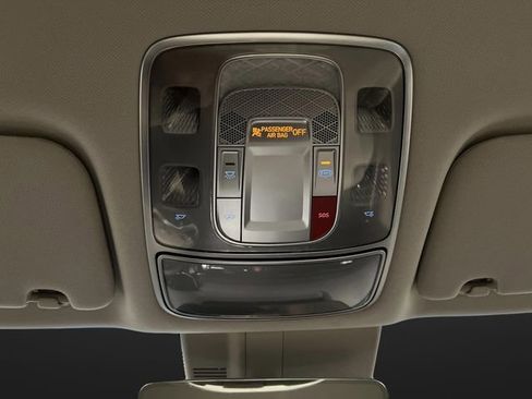 Used 2024 Genesis G80 2.5T image 25