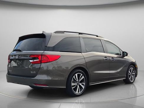 Used 2022 Honda Odyssey Touring image 7