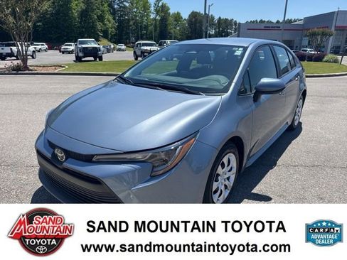 Used 2024 Toyota Corolla LE FWD image 6