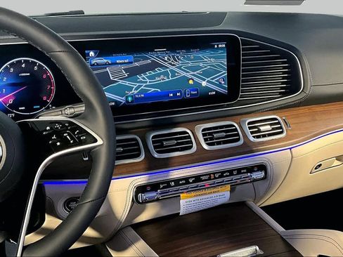 New 2026 Mercedes-Benz GLE 450 4MATIC Coupe image 8