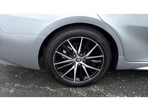 Certified 2024 Toyota Camry SE FWD image 13