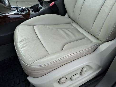 Used 2012 Audi Q5 3.2 Premium Plus image 17