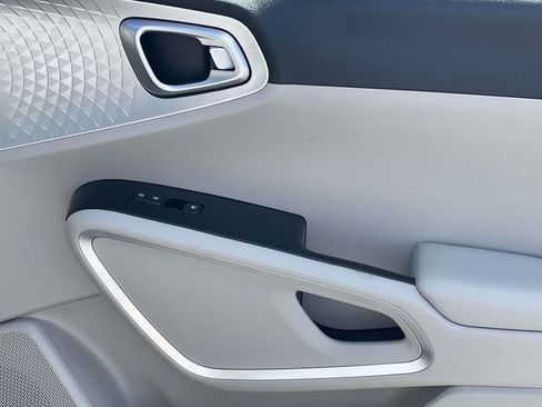 Certified 2020 Kia Soul LX image 18