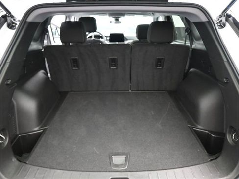 Used 2025 Chevrolet Blazer LT image 12