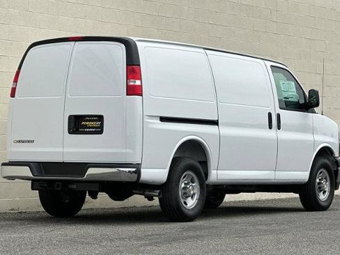 New 2026 Chevrolet Express 2500 w/ Driver Convenience Package RWD image 4