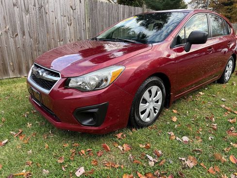 Used 2014 Subaru Impreza 2.0i image 2