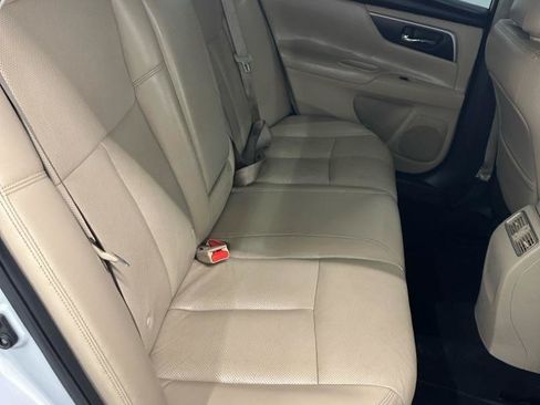 Used 2017 Nissan Altima 2.5 SL FWD image 13