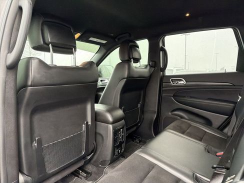 Used 2021 Jeep Grand Cherokee Laredo X image 10