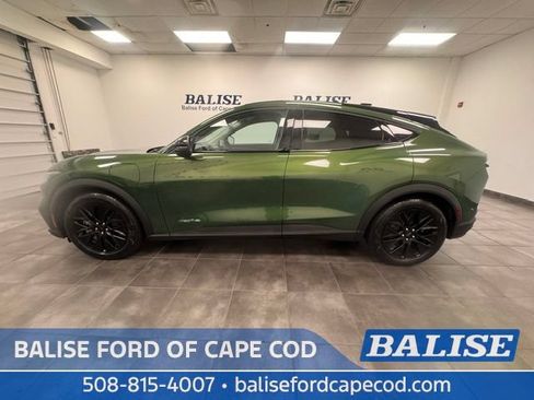 Used 2025 Ford Mustang Mach-E Select w/ Comfort Package Lite AWD/4WD image 4