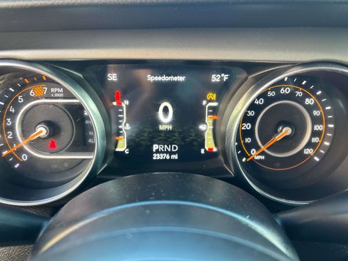 Used 2022 Jeep Wrangler Sport image 17