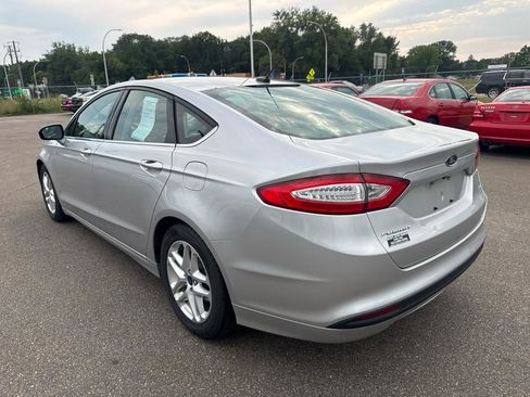 Used 2015 Ford Fusion SE FWD image 7