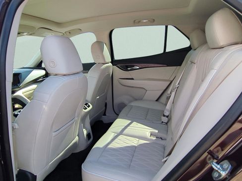 Used 2021 Buick Envision Avenir w/ Technology Package II FWD image 21