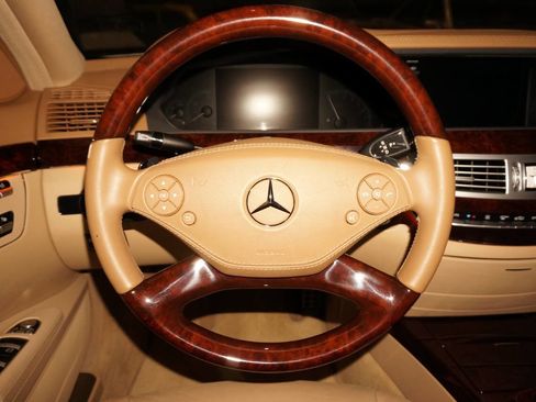 Used 2013 Mercedes-Benz S 550 image 10