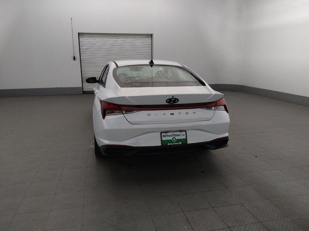 Used 2021 Hyundai Elantra SEL FWD image 6