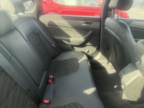 Used 2018 Hyundai Sonata Sport image 10