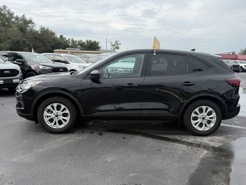 Certified 2025 Ford Escape Active FWD image 8