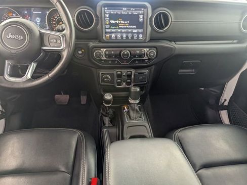 Used 2023 Jeep Wrangler Unlimited Sahara AWD/4WD image 24