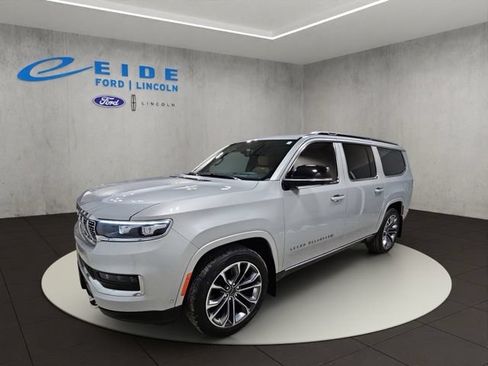 Used 2023 Jeep Grand Wagoneer L Series III w/ HD Trailer Tow Package AWD/4WD image 8