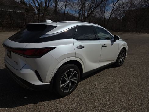 Used 2024 Lexus RX 350 Premium w/ Convenience Package AWD/4WD image 3