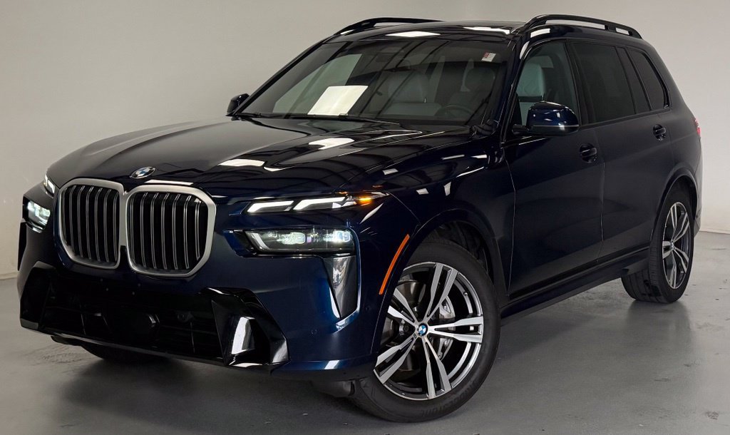 Used 2024 BMW X7 xDrive40i w/ Executive Package AWD/4WD image 1